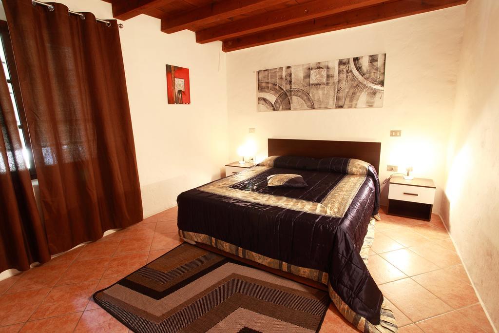 Agriturismo Licensì Del Bresà Vila Monzambano Quarto foto
