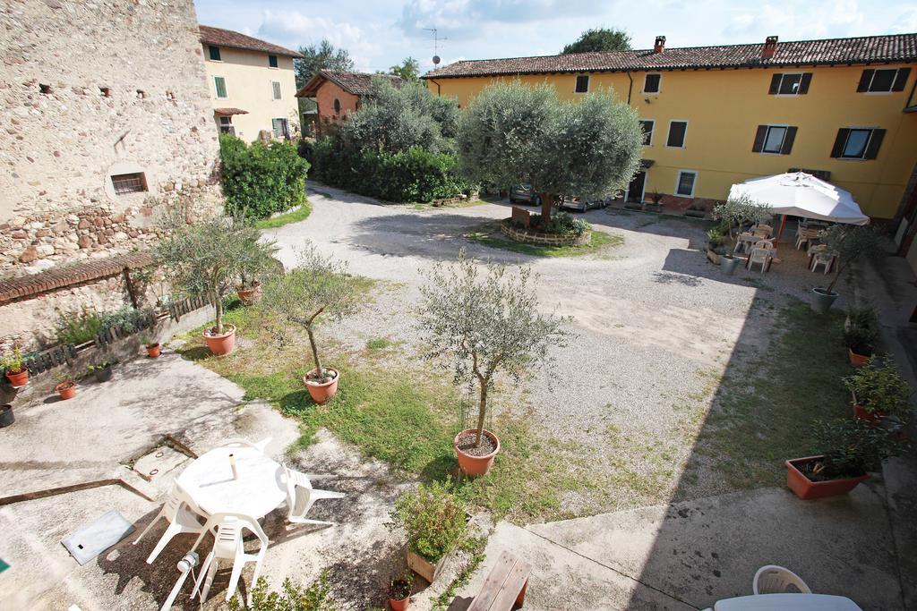 Agriturismo Licensì Del Bresà Vila Monzambano Quarto foto