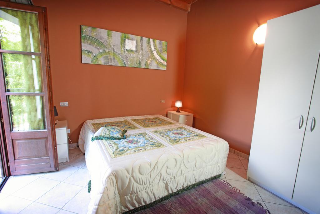 Agriturismo Licensì Del Bresà Vila Monzambano Quarto foto
