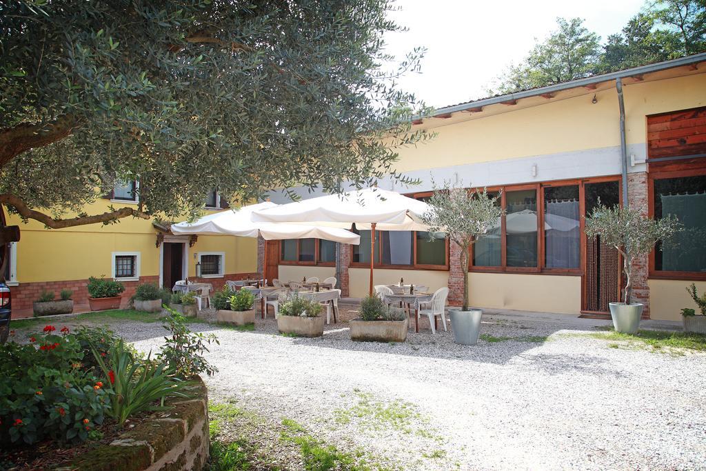 Agriturismo Licensì Del Bresà Vila Monzambano Quarto foto