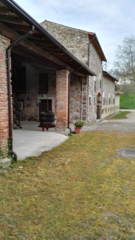 Agriturismo Licensì Del Bresà Vila Monzambano Exterior foto