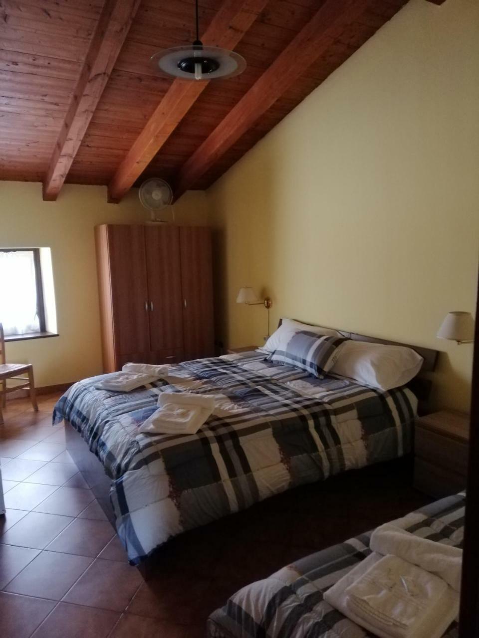 Agriturismo Licensì Del Bresà Vila Monzambano Exterior foto